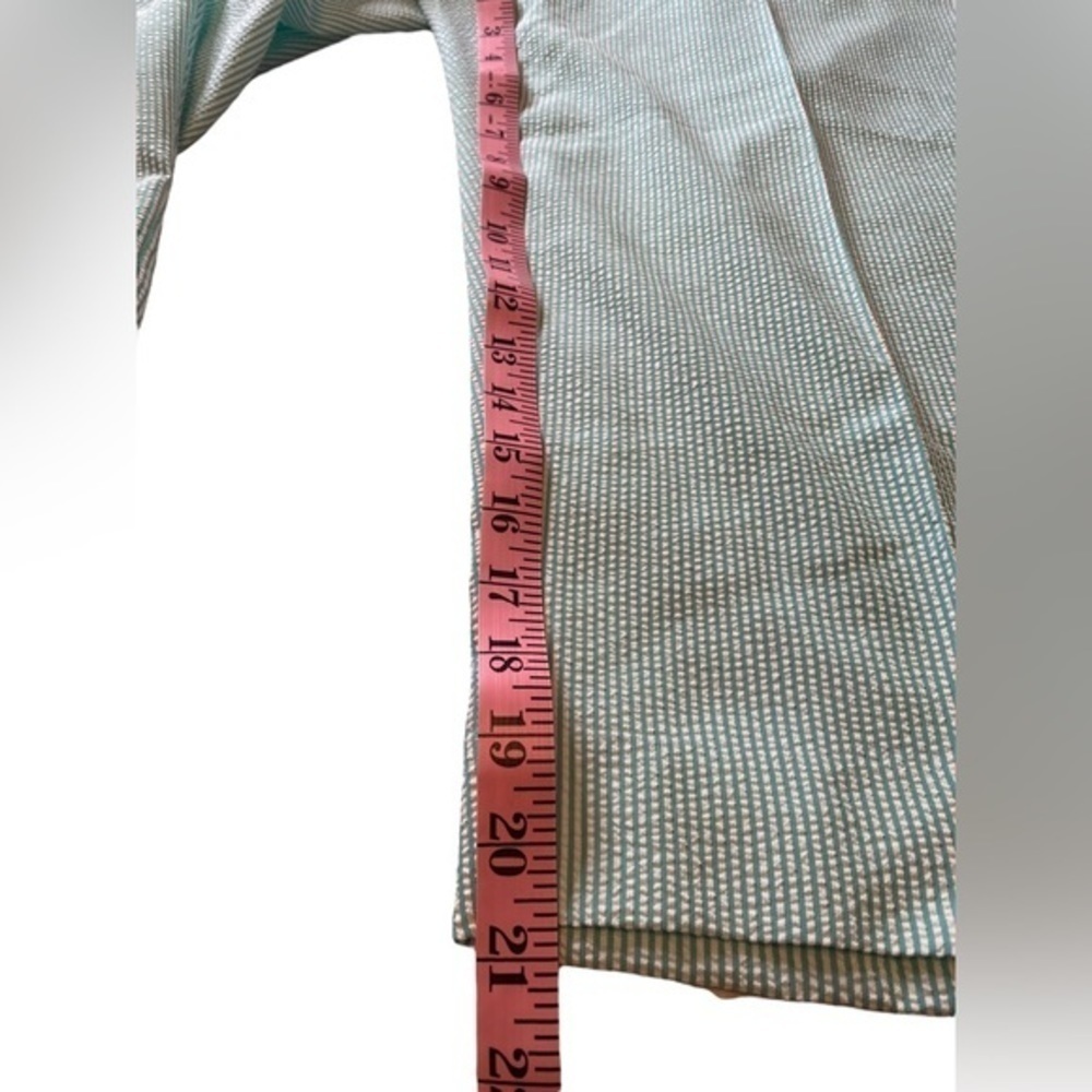 NWT alfred dunner seersucker light green Charleston capri size 14 - Picture 2 of 4